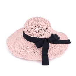 Růžový klobouk s mašlí