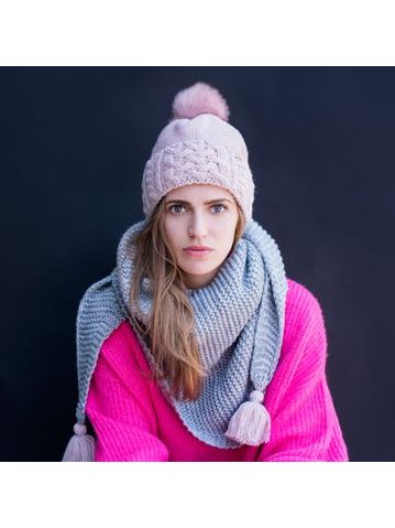 Teplá čepice na zimu modrozelená