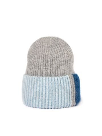 Teplá čepice - šedá