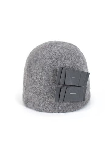 Elegantní klobouk s dvěma mašličkami šedý
