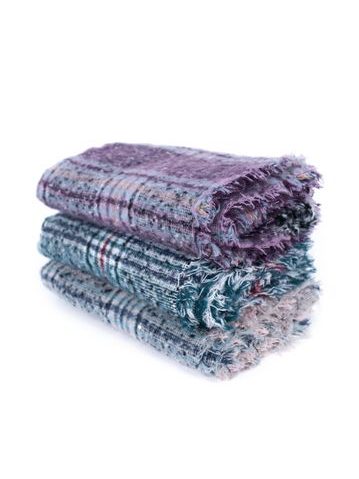 Černý cik cak pruhovaný šál