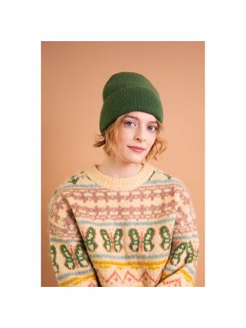 Teplá ušanka s copánky zelená