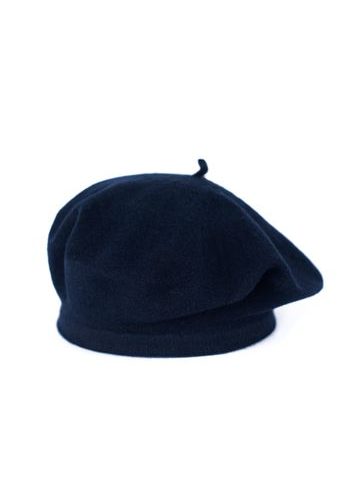 Lehký baret tmavě modrý