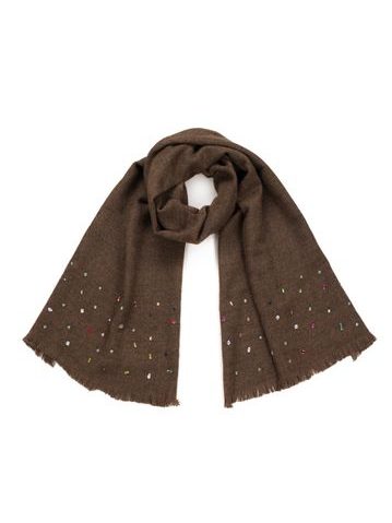 Hnědá šála zdobená barevnými kamínky