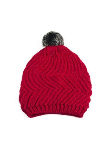 Čepice s kožíškovou bambulí červená