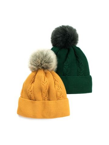 Žlutá zimní čepice