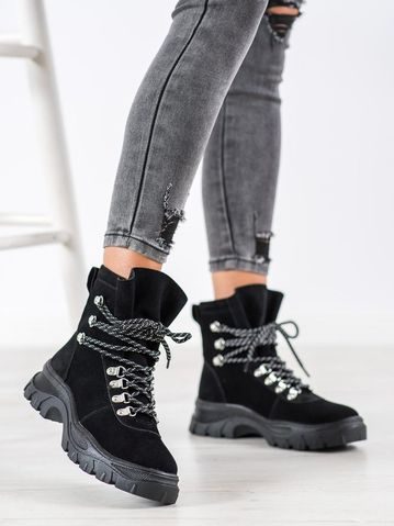 Módní šněrovací boty