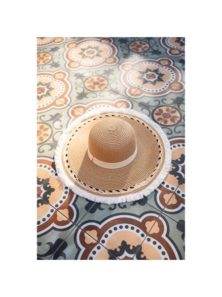 Vzdušný lehký klobouk se stuhou