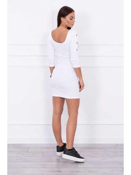 Šaty s kovovými knoflíky, bílá