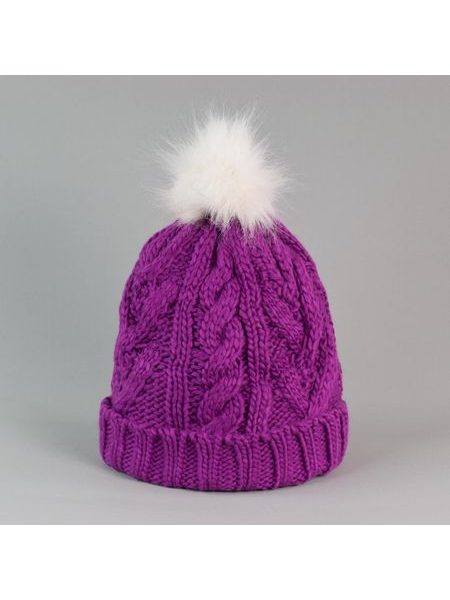 Fialová čepice s bambulí