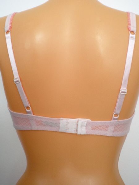 Pohodlná vyztužená podprsenka CHANGE Cindie padded