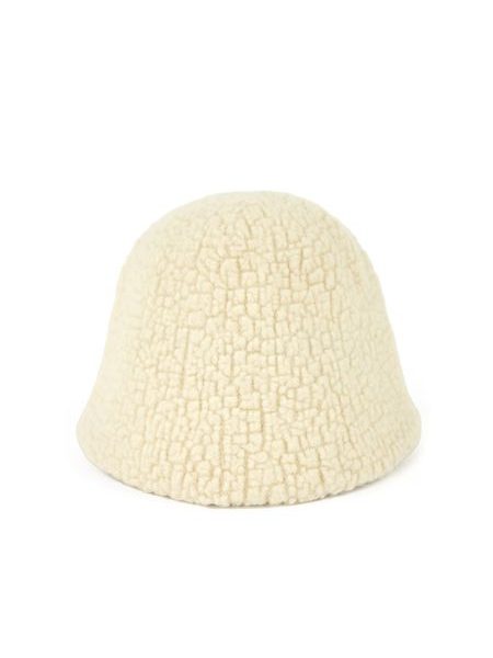 Slušivý klobouk na podzim a zimu béžový