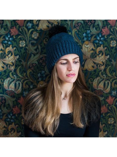 Čepice Okouzlující klasika modrá