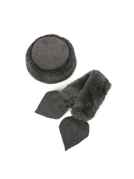 Čepice a límec - šedá