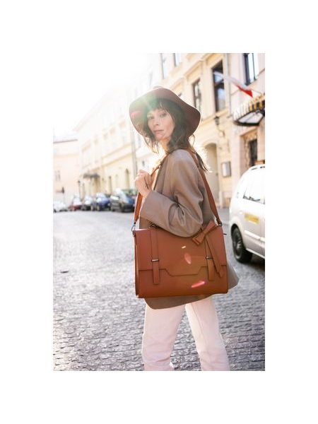 Podzimní dámský klobouk černý