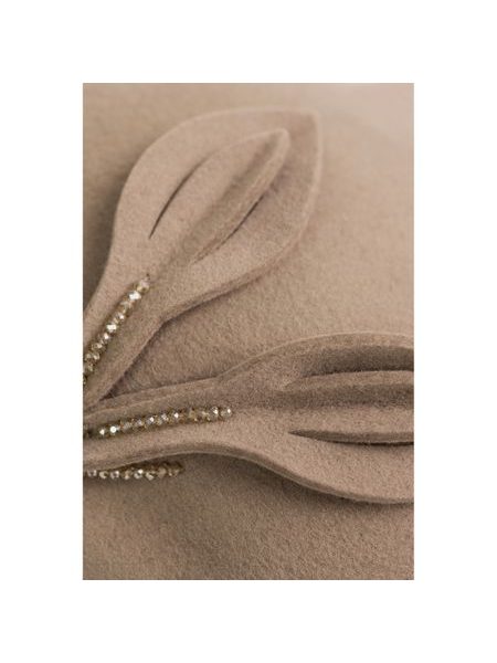 Zdobený klobouk - světlebéžový