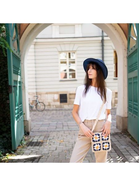 Klobouk se širokým lemem