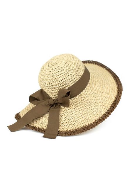 Lehký klobouk se širokým lemem