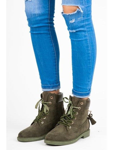 Semišové workery vázané stužkou khaki