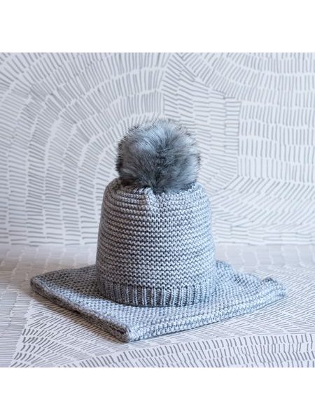 Sada čepice s nákrčníkem šedá