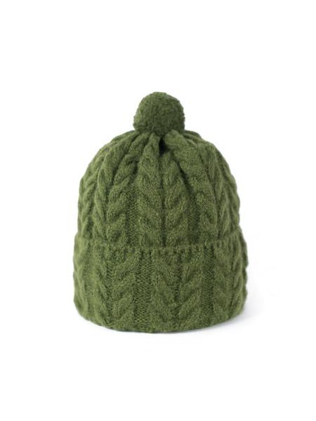 Pletená čepice s bambulí hořčicová