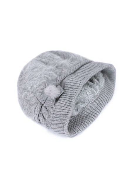 Elegantní chlupatý baret