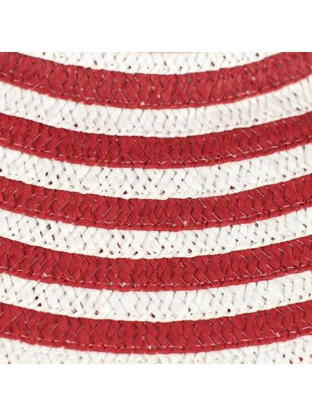 Klobouk se zdobeným lemem