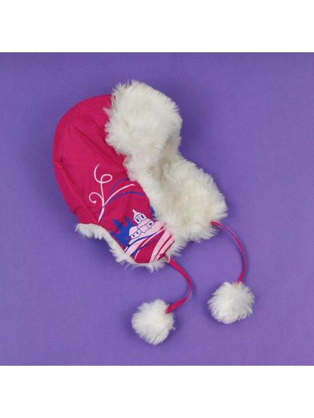 Trendy růžová ušanka