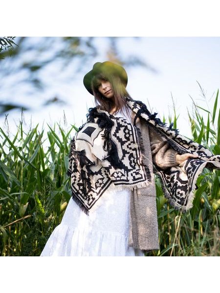 Podzimní dámský klobouk černý