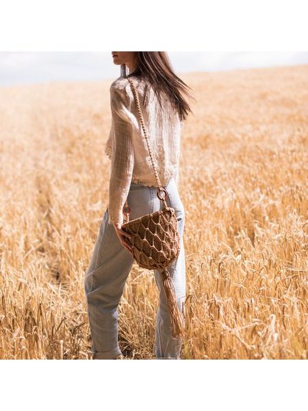 Letní proutěná taška