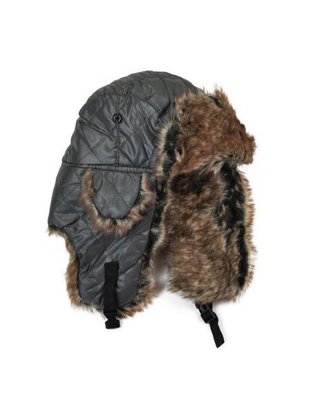 Lesklá prošívaná ušanka šedá