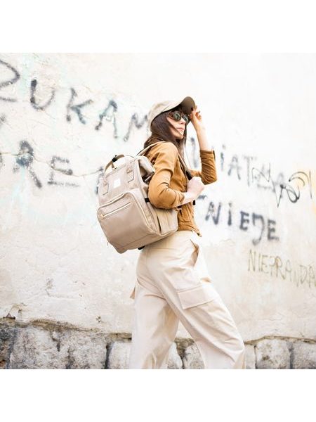 Letní šedá čepice s kšiltem