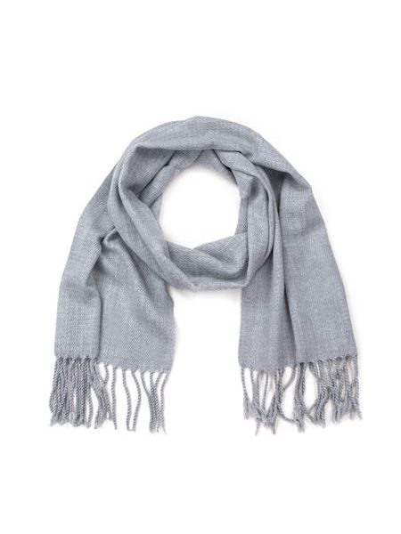 Jednobarevný šál s třásněmi růžový