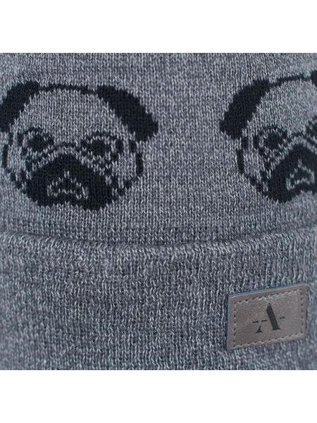 Šedá čepice s mopsem a bambulí