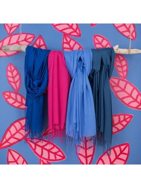 Jemný šál oranžový