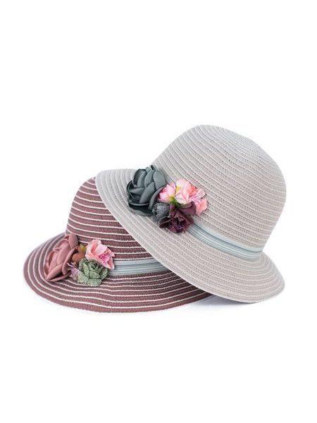 Lehký klobouk s růžemi