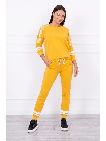 Set ""GIRL REVOLUTION"", hořčicový