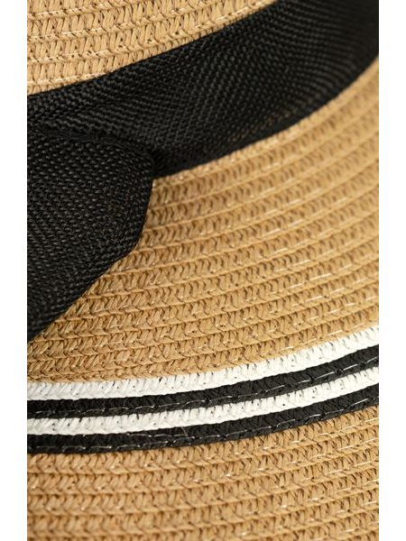 Klobouk se širokým lemem