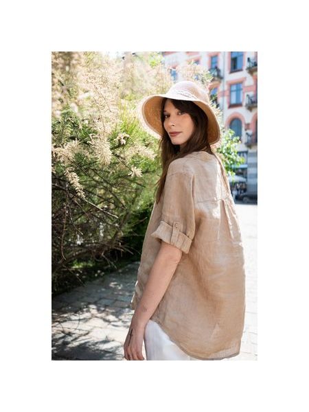 Klobouk se zdobeným lemem