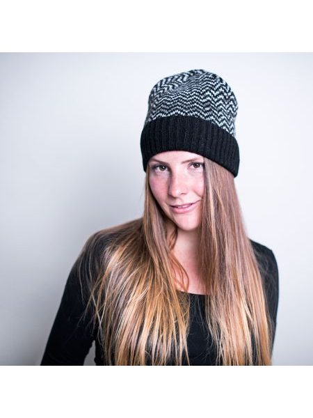 Dámská čepice Zik-zak