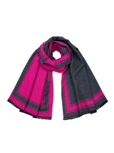 Šál s geometrickým lemem tmavý