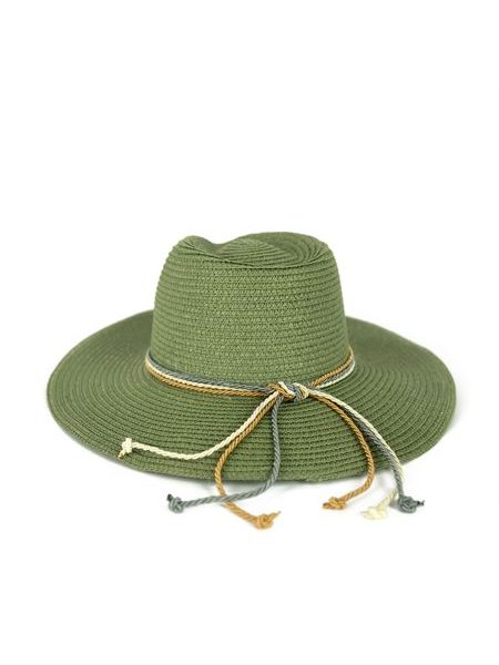 Slušivý klobouk se širokým lemem