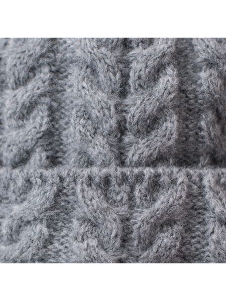 Pletená čepice s bambulí hořčicová