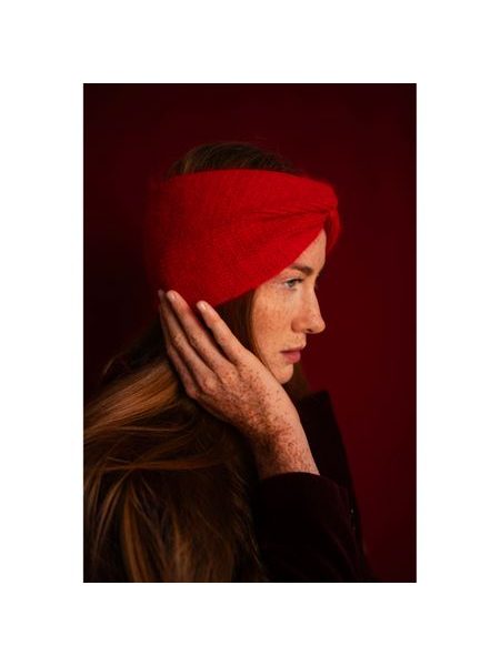 Čelenka - červený