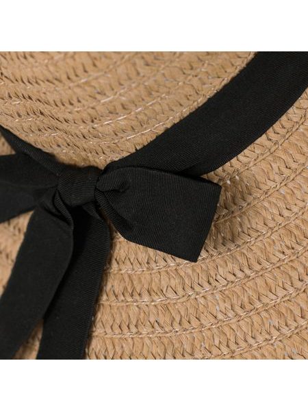 Lemovaný klobouk s mašlí