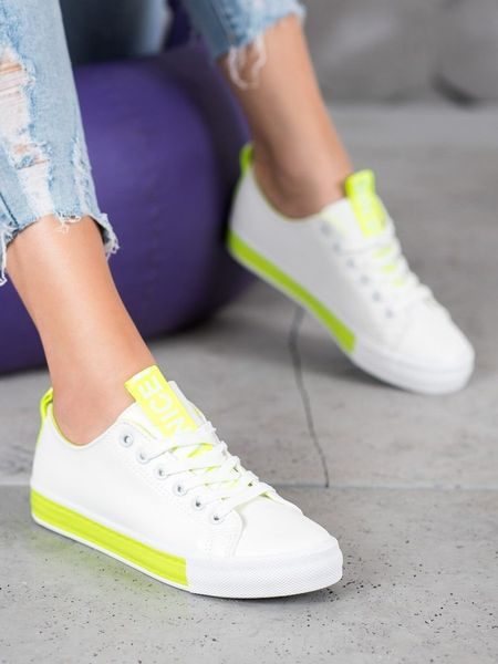 Sportovní tenisky nice