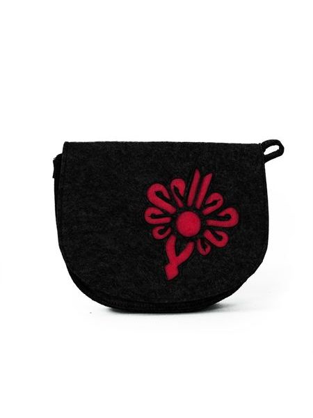 Malá kabelka z pařeného filcu černo-červená