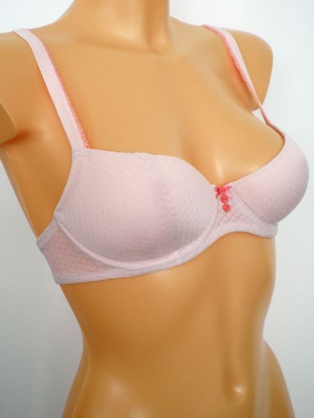 Pohodlná vyztužená podprsenka CHANGE Cindie padded