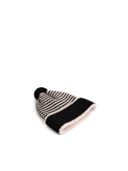 Čepice Sabi - černá