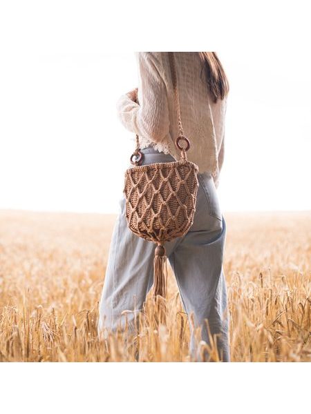 Letní proutěná taška